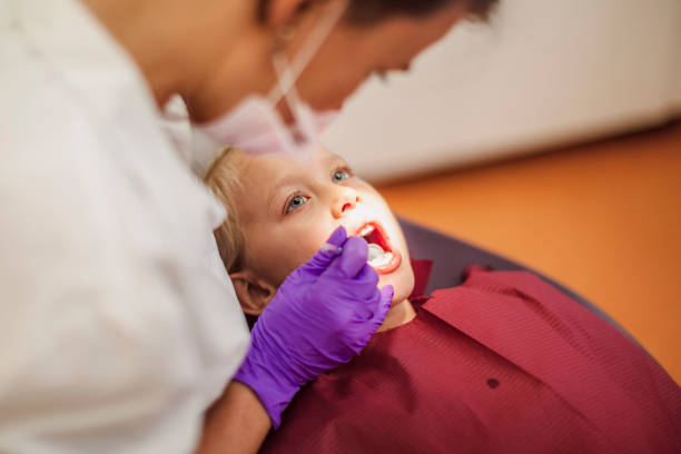 Best Emergency Dental Extractions in Lake Lorraine, FL